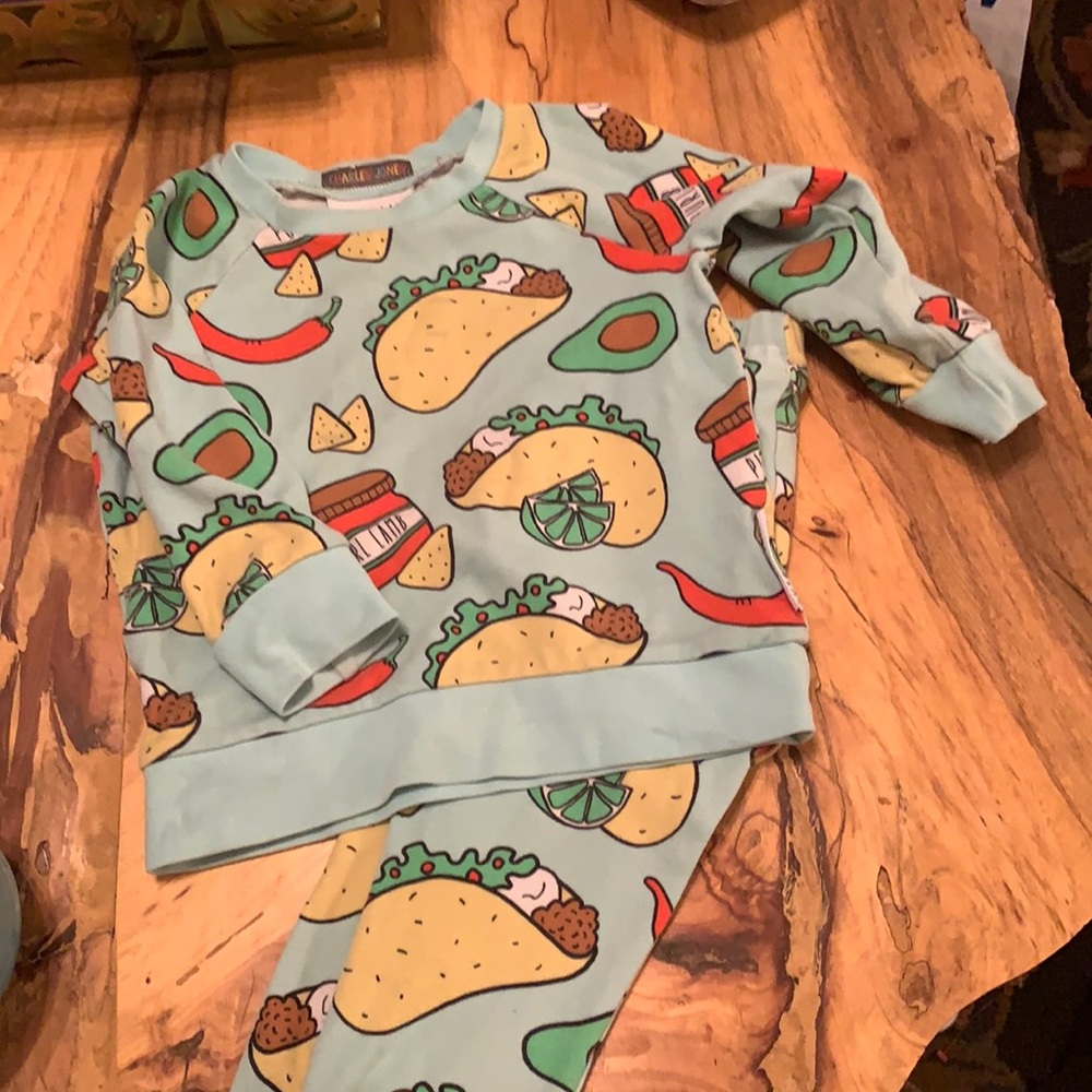 Taco sweat suit 2/3T